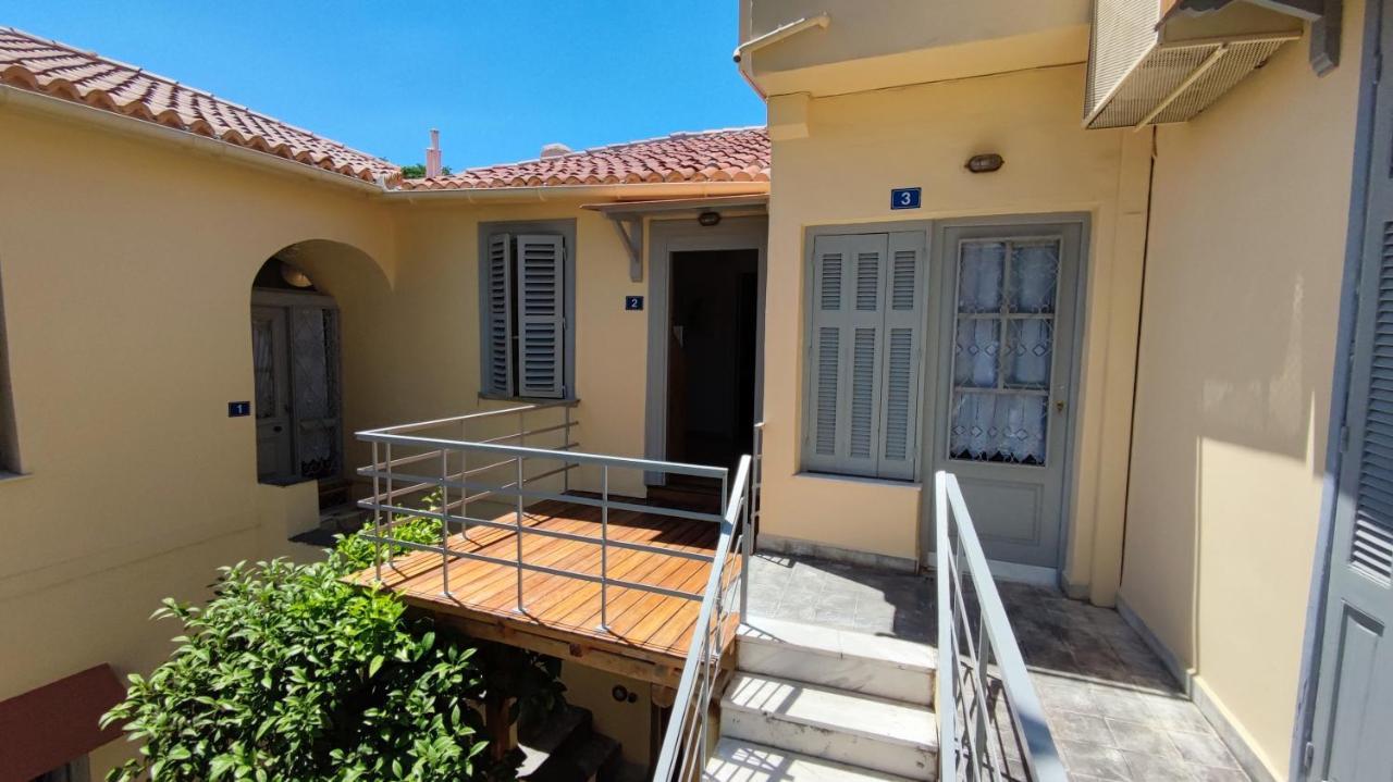 Appartement A Painter'S House In Plaka à Athènes Extérieur photo