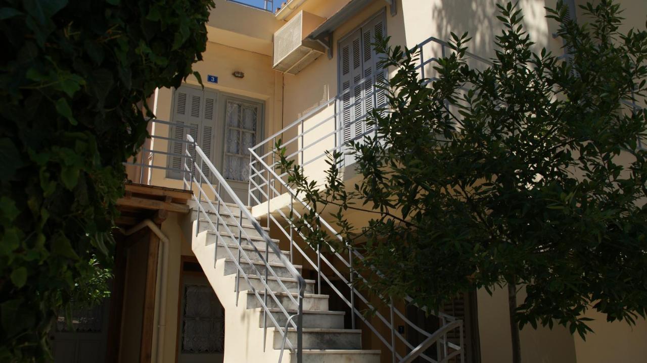 Appartement A Painter'S House In Plaka à Athènes Extérieur photo